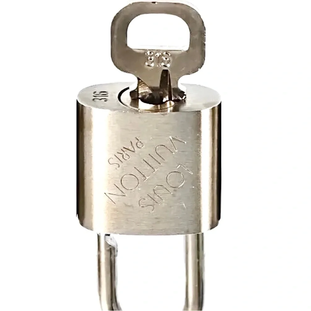 LOUIS VUITTON Silver Lock & Key Brushed Palladium Made In France RARE COA #316